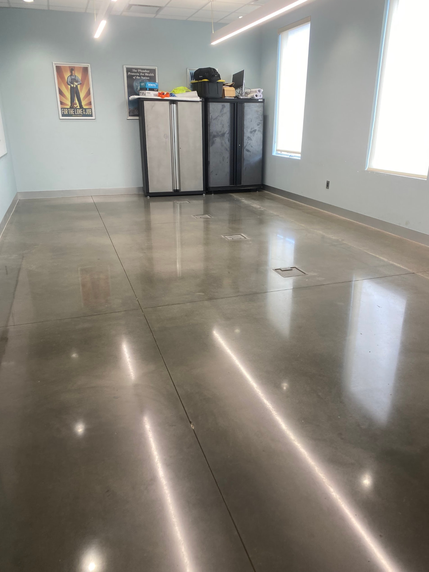RT MOORE polished concrete floor in BRADENTON, FL - photo 1